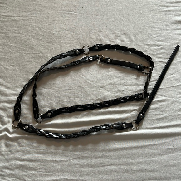 Roots genuine leather belt - Picture 1 of 6